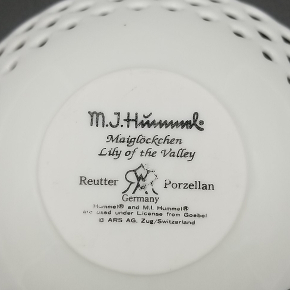 M.J. Hummel Maiglockchen Lily of the Valley Porcelain Lattice Dish - Picture 4 of 6